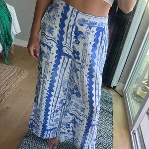 Joie Blue and White Patterned Pants